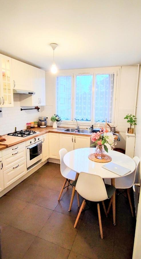 Bel Appartement Entre Disney Land Et Paris Chelles  Exteriör bild